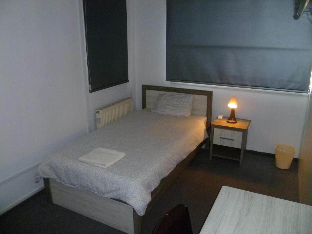 Datacom Guest House Nikosia Exterior foto